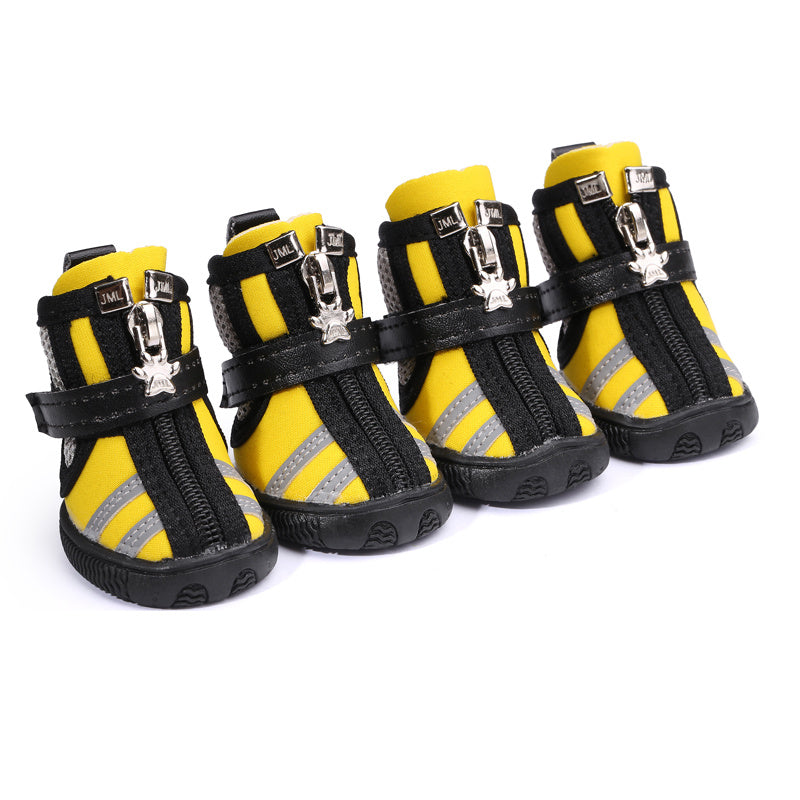 Camel sports style dog shoes
Pet running shoes for dogs
Indoor and outdoor dog shoes
Diving fabric dog shoes
Lightweight dog shoes for running
Comfortable dog shoes for active pets
Sporty dog shoes for outdoor adventures
Durable pet shoes for all activities
High-performance dog shoes for running
Protective dog shoes for indoor and outdoor use